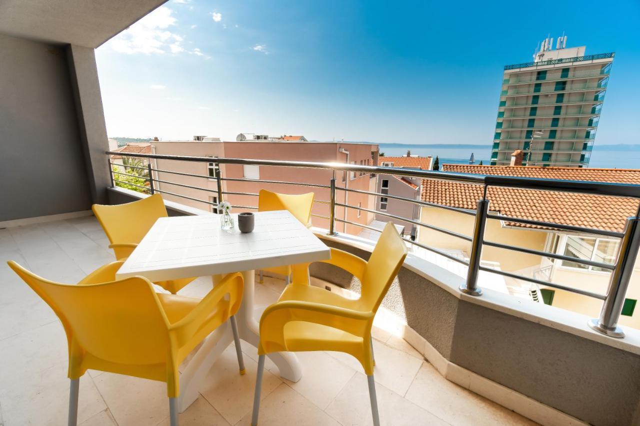 מאקרסקה Apartments And Rooms Vuleta, Close To The Beach מראה חיצוני תמונה