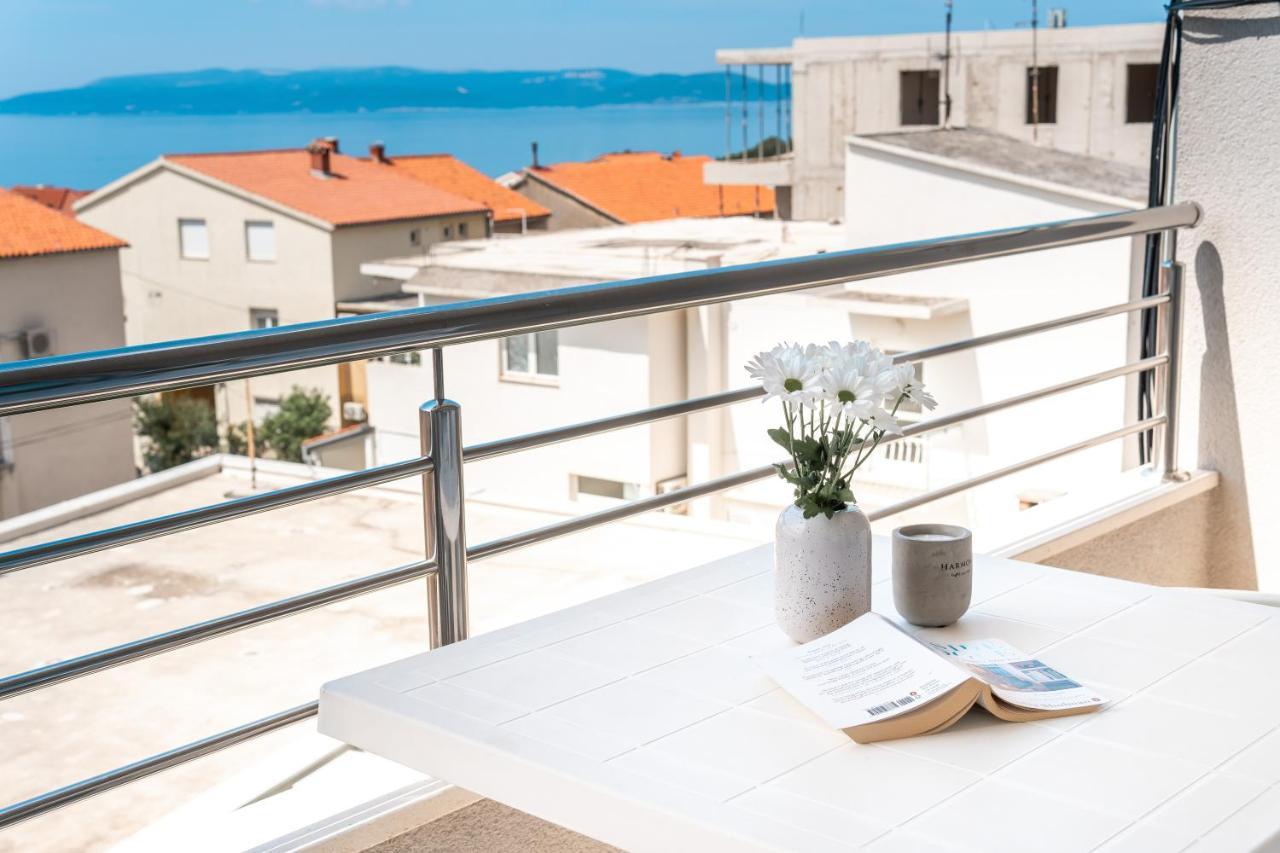 מאקרסקה Apartments And Rooms Vuleta, Close To The Beach מראה חיצוני תמונה