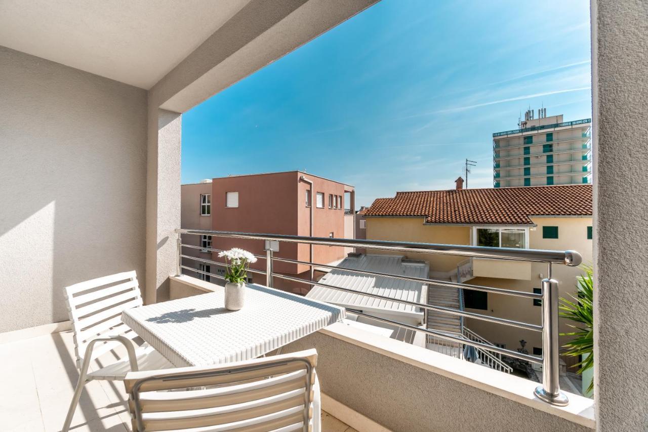 מאקרסקה Apartments And Rooms Vuleta, Close To The Beach חדר תמונה