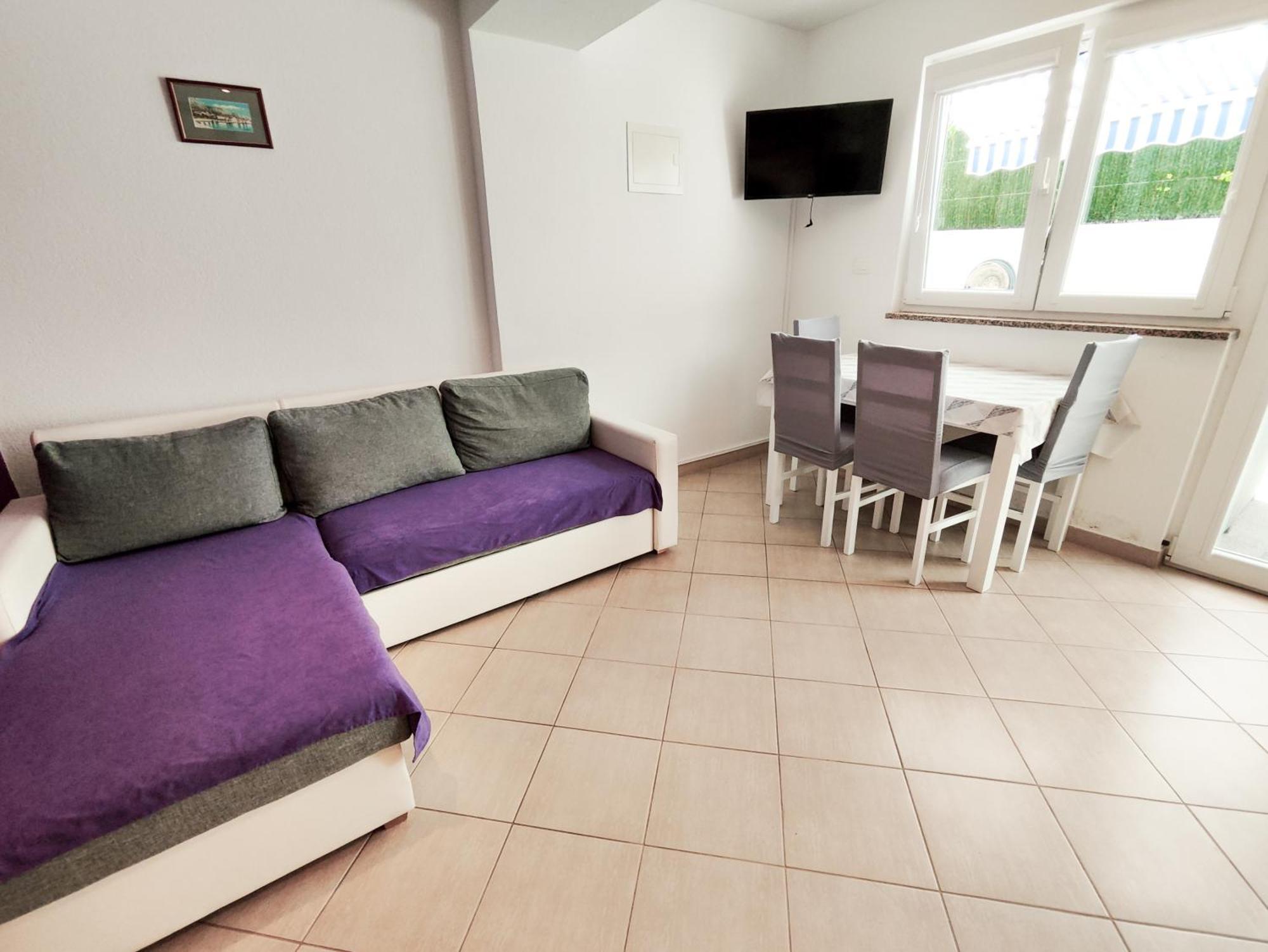 מאקרסקה Apartments And Rooms Vuleta, Close To The Beach חדר תמונה