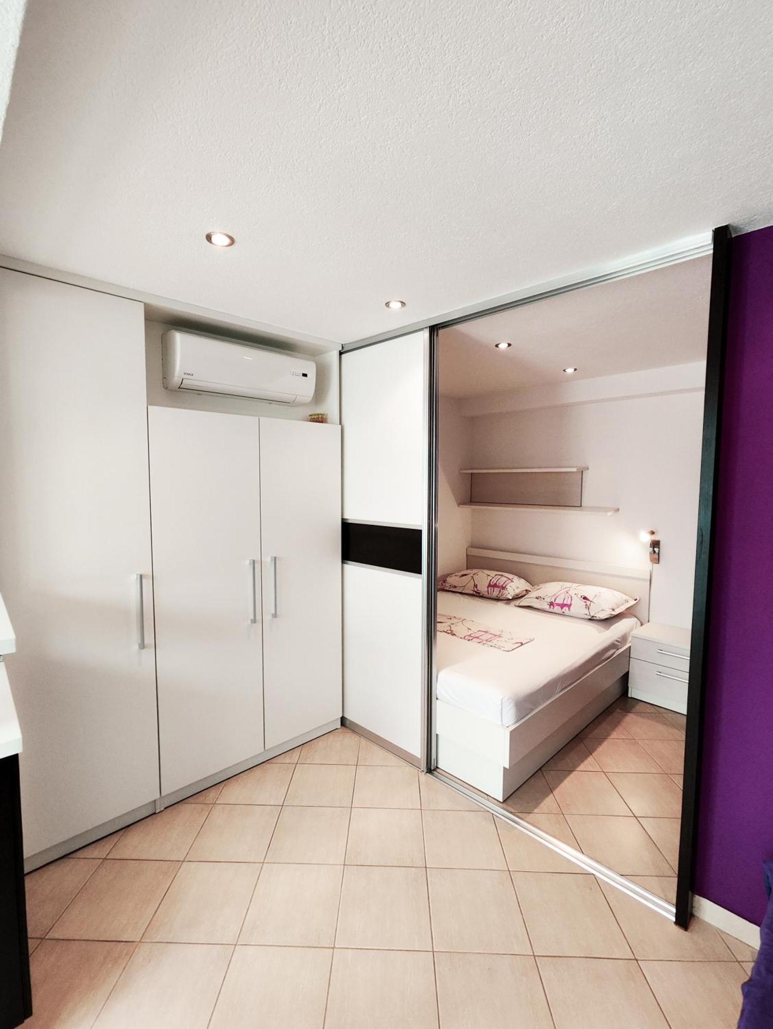 מאקרסקה Apartments And Rooms Vuleta, Close To The Beach חדר תמונה