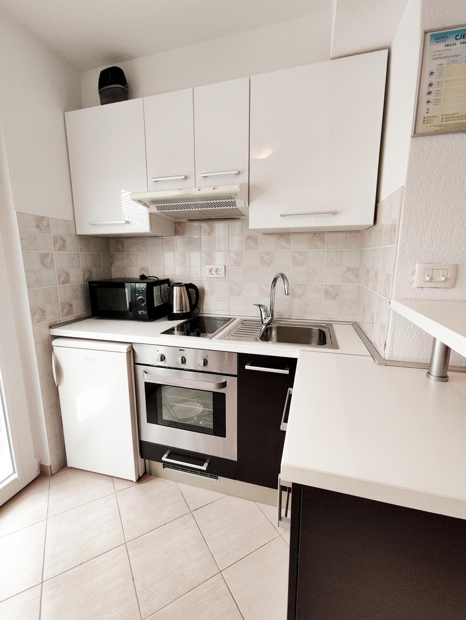 מאקרסקה Apartments And Rooms Vuleta, Close To The Beach חדר תמונה