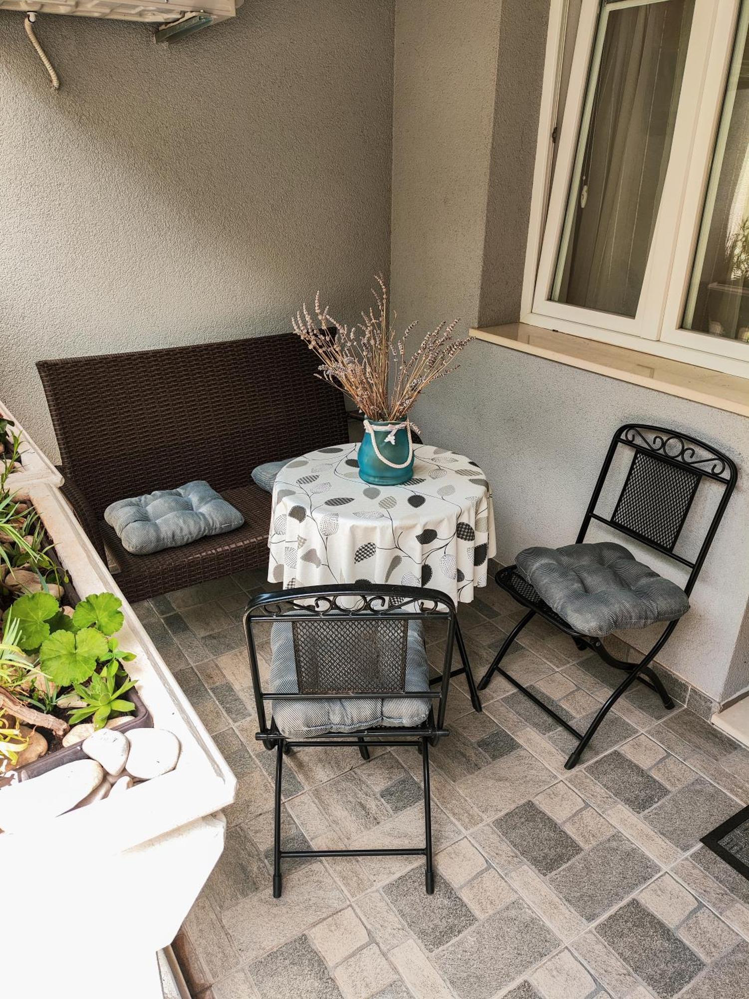 מאקרסקה Apartments And Rooms Vuleta, Close To The Beach חדר תמונה